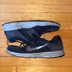 Mens Nike Running Shoes Size 9